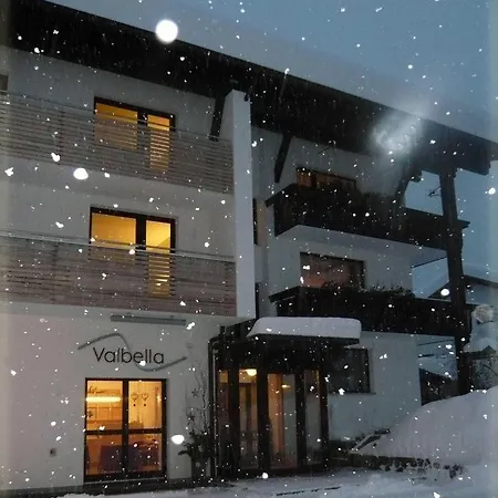 Valbella Bed & Breakfast Partenen