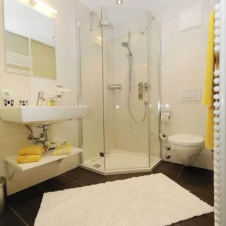 Guest house Valbella Bed & Breakfast 3*