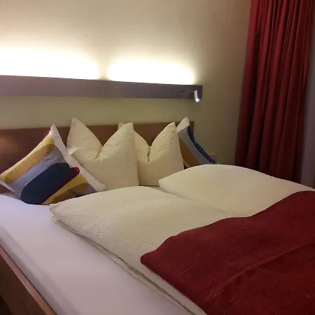 Valbella Bed & Breakfast Partenen